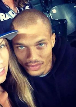 Illustration for article titled World's Hottest Felon Spills His Turn Ons in Televised Interview